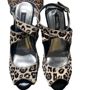 White House Black Market size 7 faux fur heels super condition great look